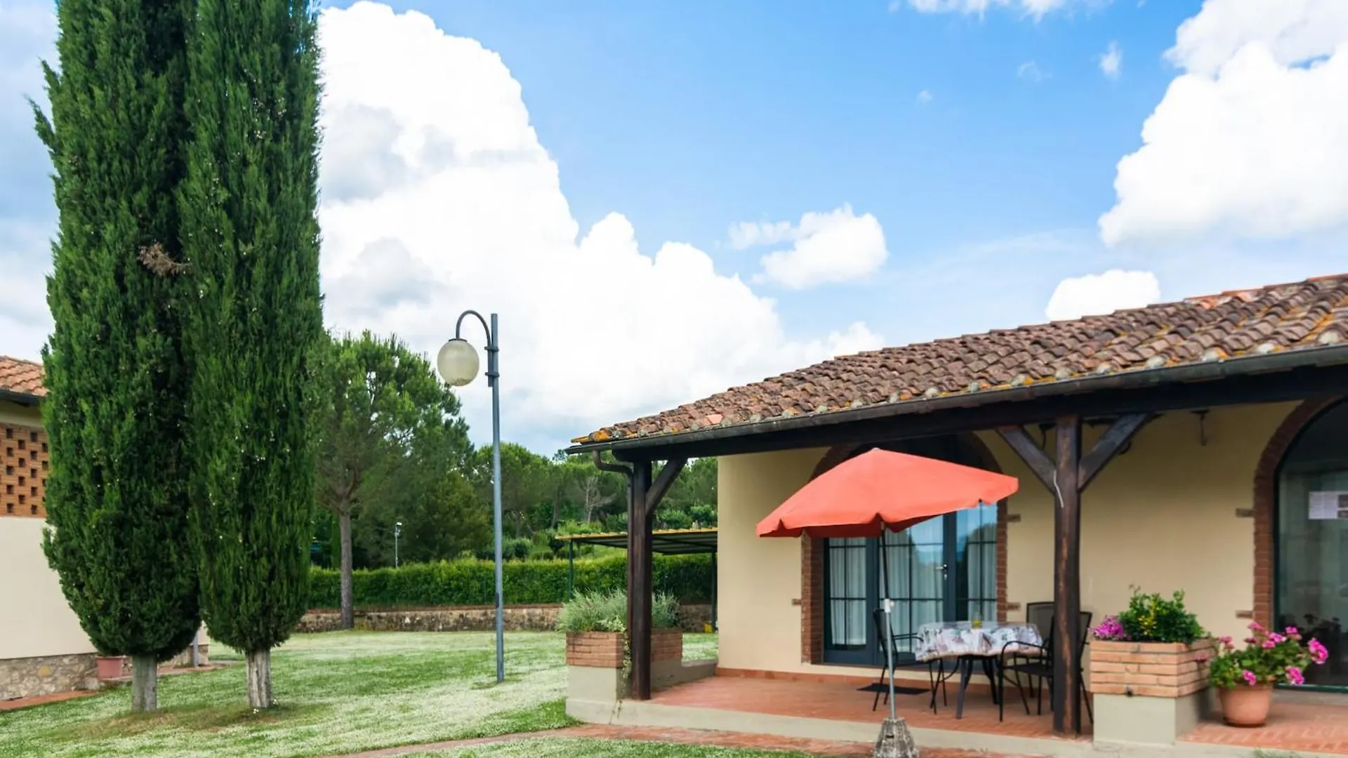 Holiday home Aesthetic Farmhouse In Bucine With Barbecue