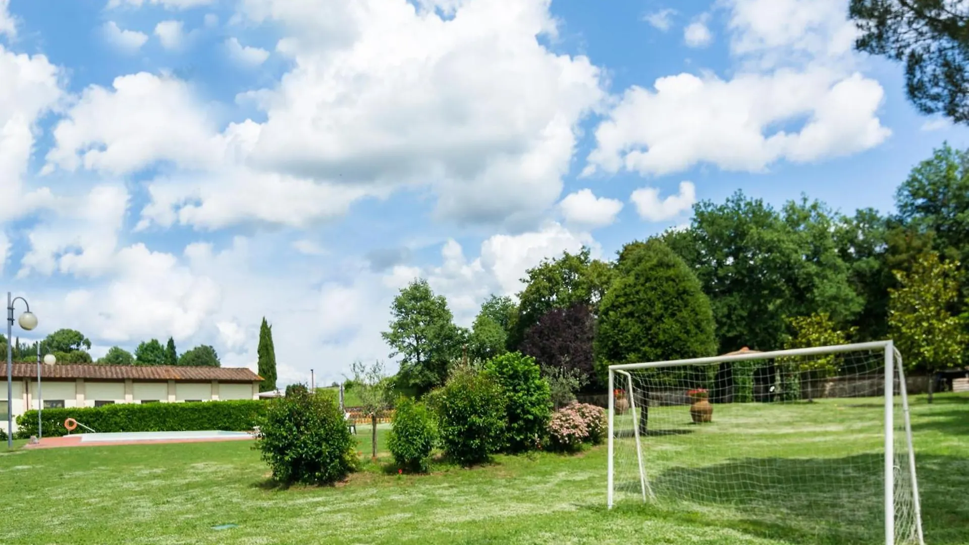 Holiday home Aesthetic Farmhouse In Bucine With Barbecue