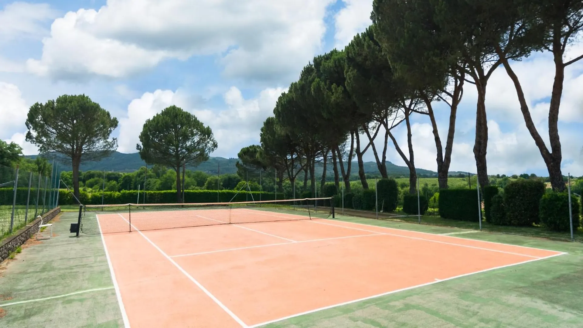 Aesthetic Farmhouse In Bucine With Barbecue Italy