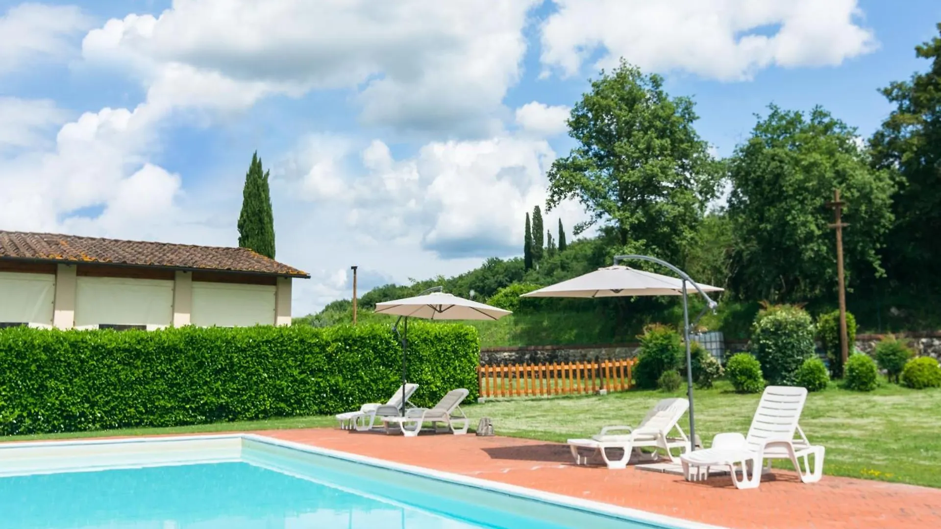 Aesthetic Farmhouse In Bucine With Barbecue 0*,  Italy