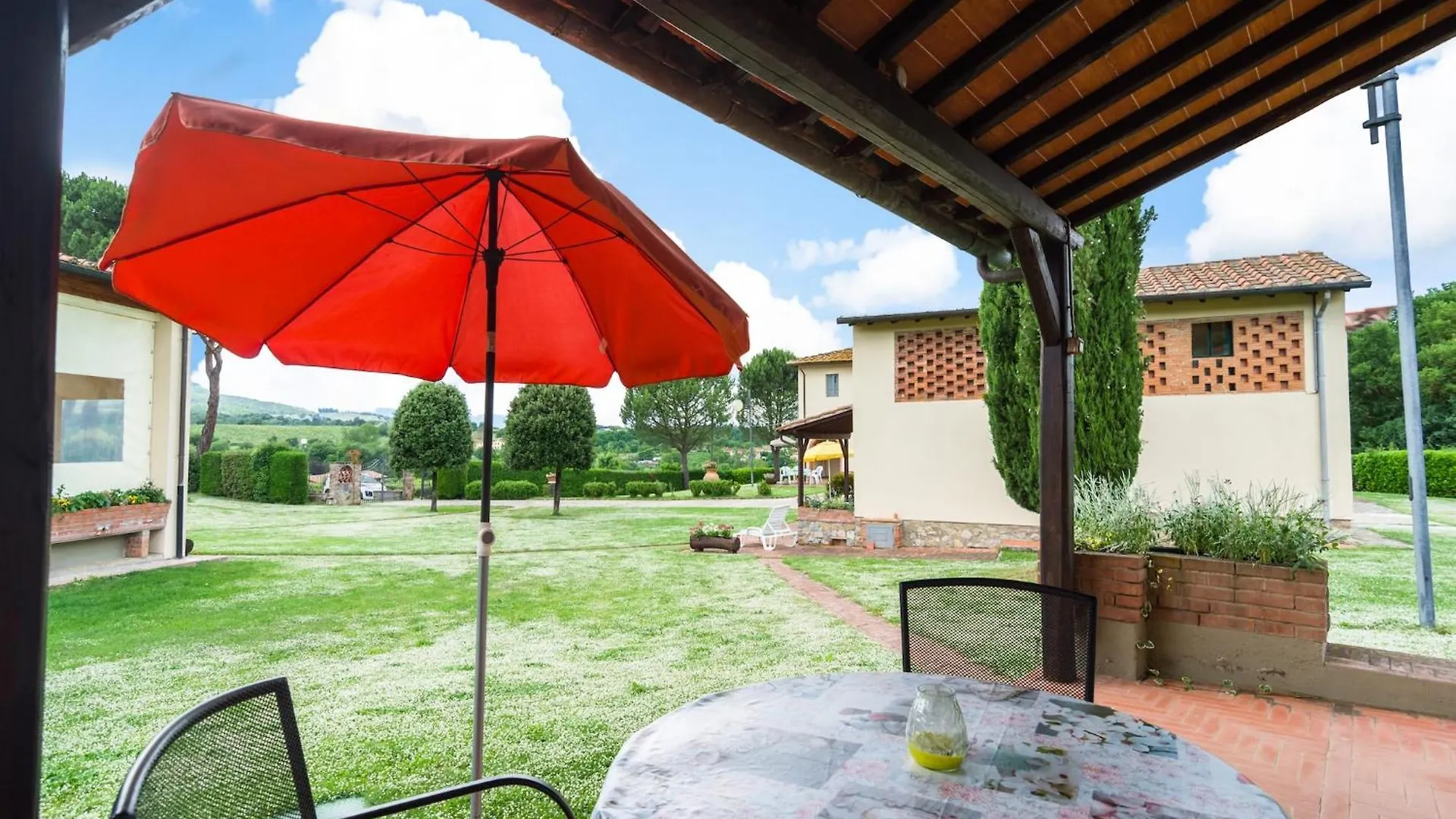 Holiday home Aesthetic Farmhouse In Bucine With Barbecue